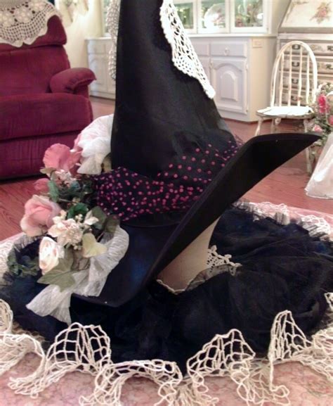Add a Touch of Enchantment to Your Outfits with Romantic Witch Hat GPOs